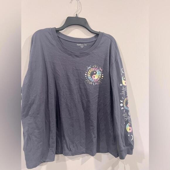 Rebellious One Trendy Plus Size Graphic Top, shirt Brand New with tags💙 - Picture 5 of 8